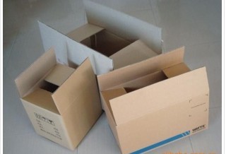 纸箱