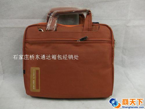 电脑包 红色