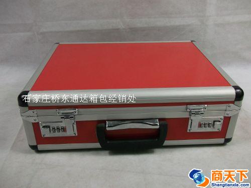铝合金箱