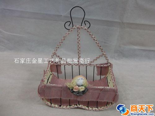 紫色带小人可挂墙编织筐 收纳筐