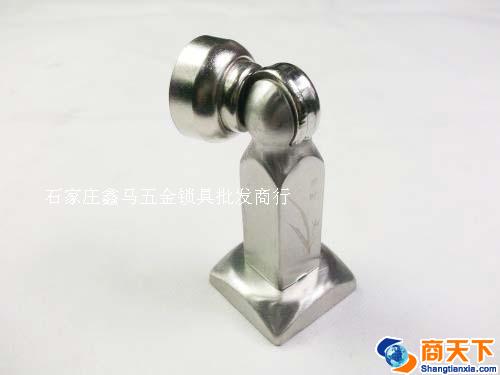 门吸