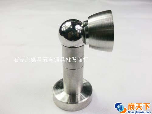 门吸