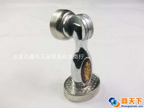 门吸