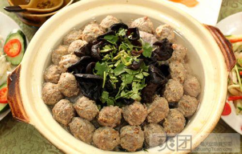 砂锅丸子