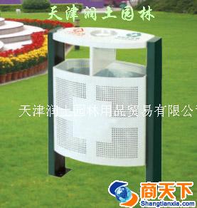 户外垃圾箱