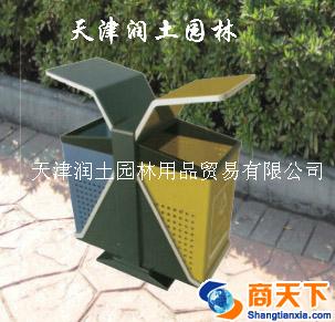 户外垃圾箱