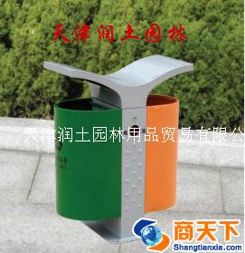 户外垃圾箱