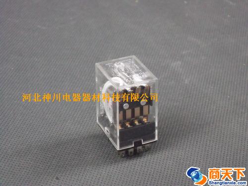 继电器配用插座