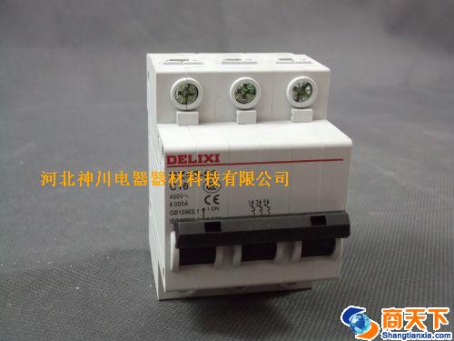 断路器 DZ47-63 C20