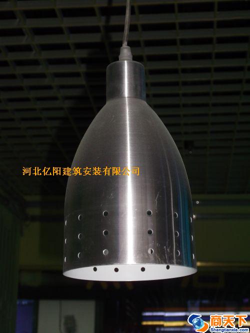 室内吊拽灯